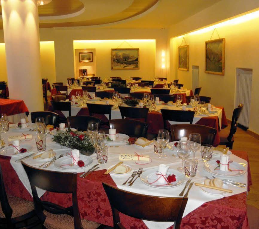Hotel Bellavista Ravascletto Extérieur photo